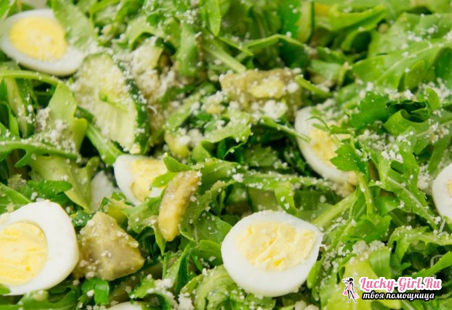 Низькокалорійний салат з перепелиними яйцями: способи приготування